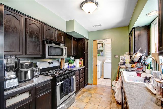 3878 Lafayette Street, Riverside, CA 92503