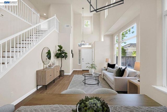 8232 Tanforan Ct, Newark, CA 94560