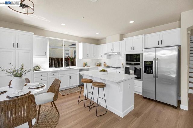 8232 Tanforan Ct, Newark, CA 94560
