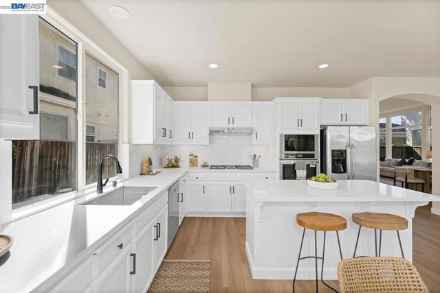 8232 Tanforan Ct, Newark, CA 94560