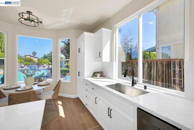 8232 Tanforan Ct, Newark, CA 94560