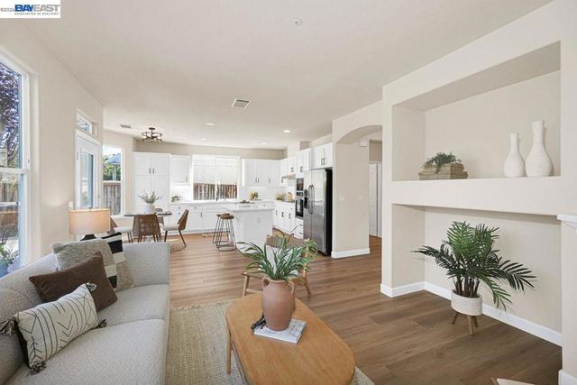 8232 Tanforan Ct, Newark, CA 94560