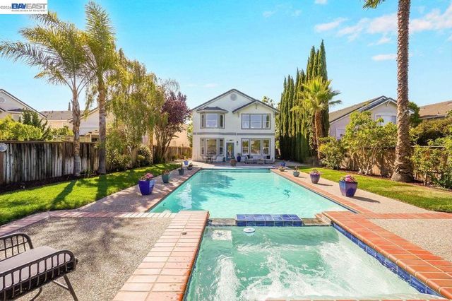 8232 Tanforan Ct, Newark, CA 94560