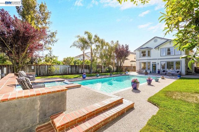 8232 Tanforan Ct, Newark, CA 94560