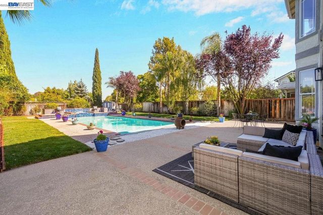 8232 Tanforan Ct, Newark, CA 94560