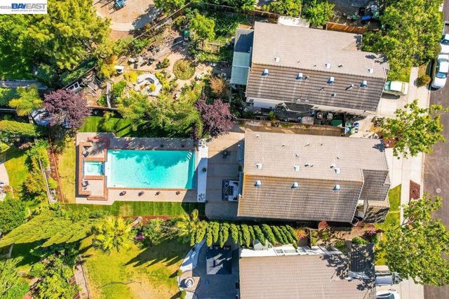 8232 Tanforan Ct, Newark, CA 94560