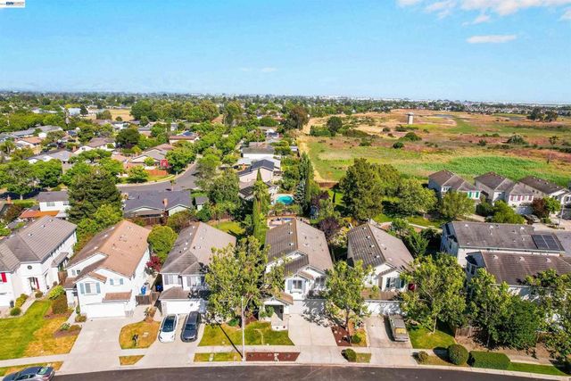 8232 Tanforan Ct, Newark, CA 94560