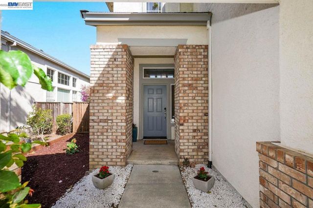 8232 Tanforan Ct, Newark, CA 94560