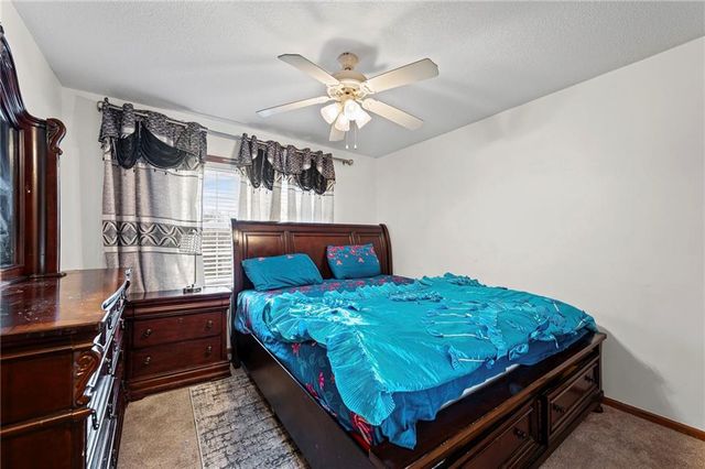 3212 Morton Lane, St Joseph, MO 64506