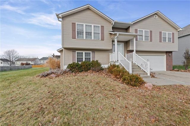 3212 Morton Lane, St Joseph, MO 64506