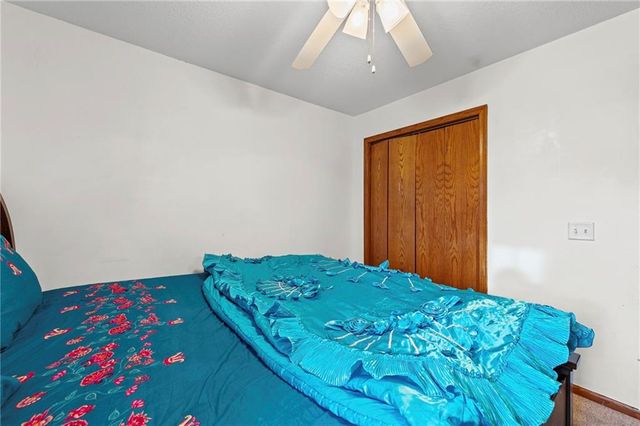 3212 Morton Lane, St Joseph, MO 64506