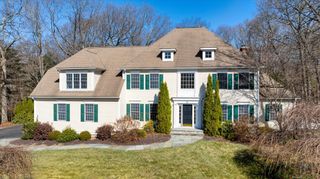 5 Queens Peak Road, Canton, CT 06019