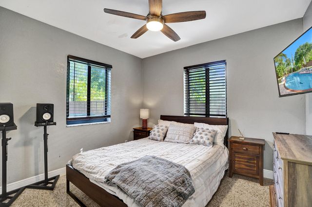 1728 NE 17th Terrace, Fort Lauderdale, FL 33305