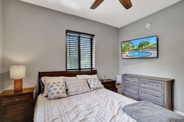 1728 NE 17th Terrace, Fort Lauderdale, FL 33305