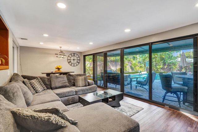 1728 NE 17th Terrace, Fort Lauderdale, FL 33305