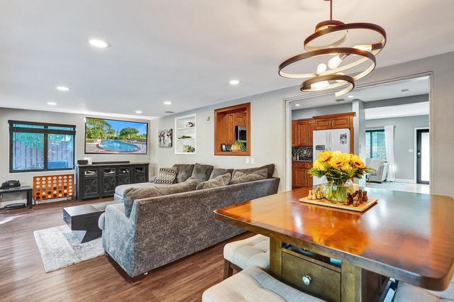 1728 NE 17th Terrace, Fort Lauderdale, FL 33305