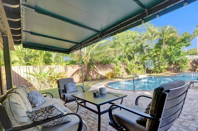 1728 NE 17th Terrace, Fort Lauderdale, FL 33305