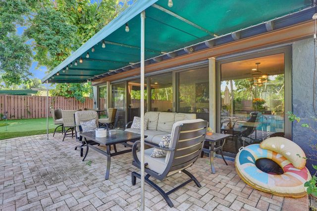 1728 NE 17th Terrace, Fort Lauderdale, FL 33305