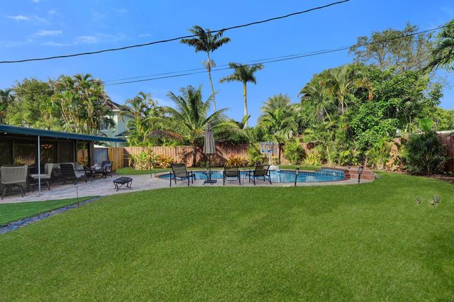 1728 NE 17th Terrace, Fort Lauderdale, FL 33305