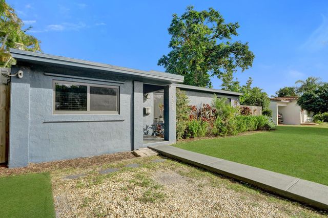 1728 NE 17th Terrace, Fort Lauderdale, FL 33305