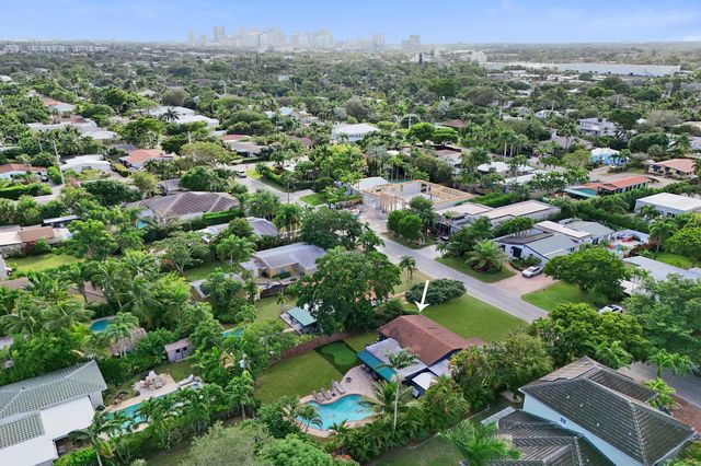 1728 NE 17th Terrace, Fort Lauderdale, FL 33305