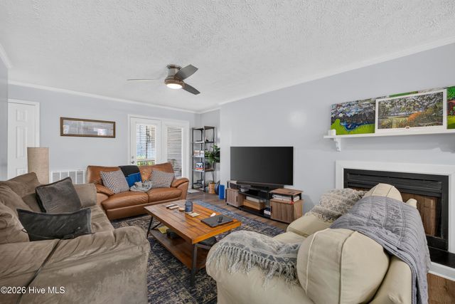 1823 Savannah Court B3, Wilmington, NC 28403