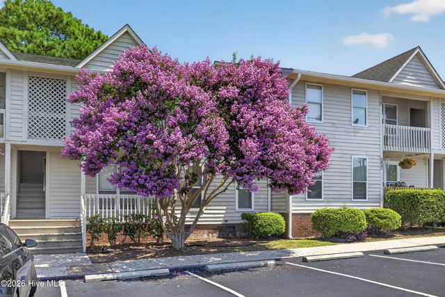 1823 Savannah Court B3, Wilmington, NC 28403