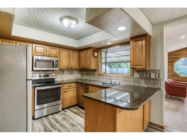 307 Ne 110TH St, Vancouver, WA 98685