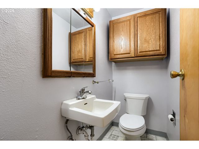 307 Ne 110TH St, Vancouver, WA 98685