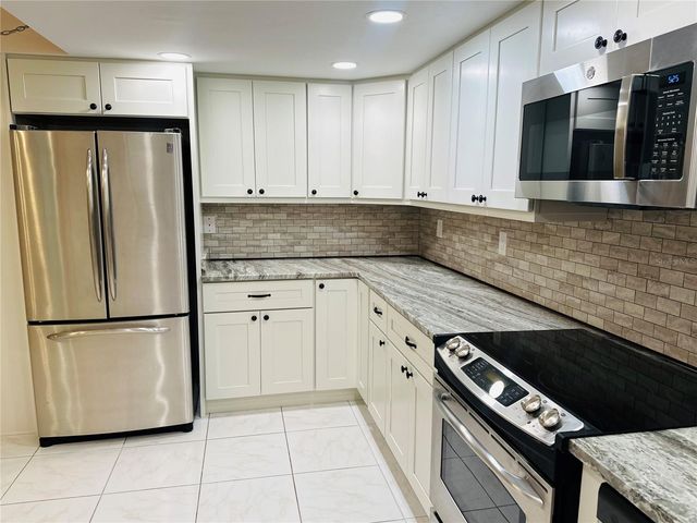 2101 N ATLANTIC AVENUE 220, Daytona Beach, FL 32118