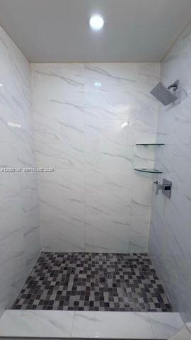 729 MERIDIAN AV 8, Miami Beach, FL 33139