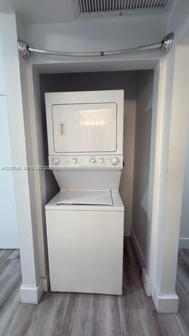 729 MERIDIAN AV 8, Miami Beach, FL 33139