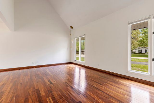 5044 Lanterne Court, Loves Park, IL 61111