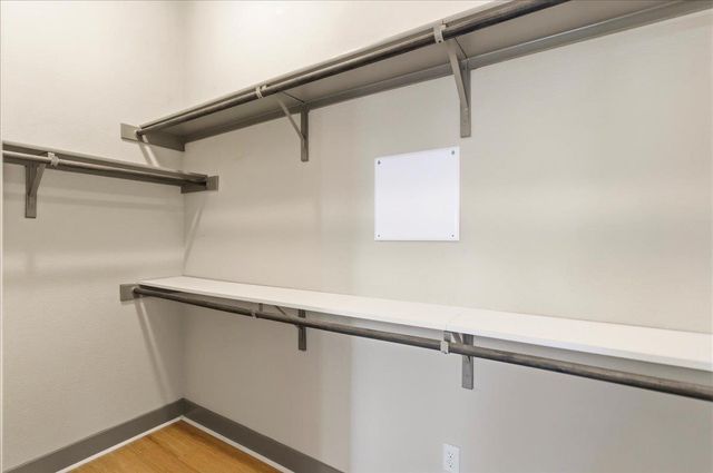 2520 Bluebonnet DR 40, Austin, TX 78704