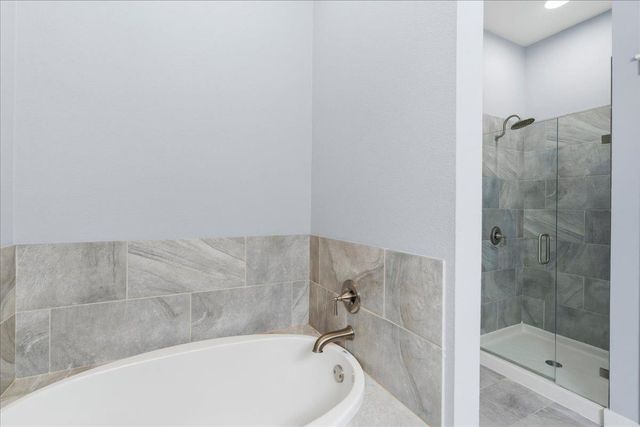 2520 Bluebonnet DR 40, Austin, TX 78704