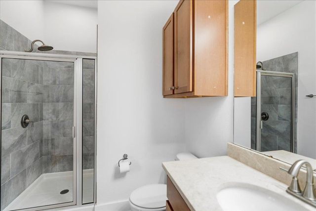 2520 Bluebonnet DR 40, Austin, TX 78704