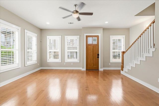 2520 Bluebonnet DR 40, Austin, TX 78704