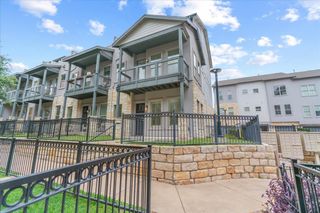 2520 Bluebonnet DR 40, Austin, TX 78704