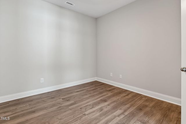1217 Linkwood Way, Fuquay Varina, NC 27526