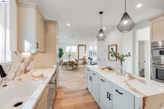 1897 Cook Court, Santa Clara, CA 95050