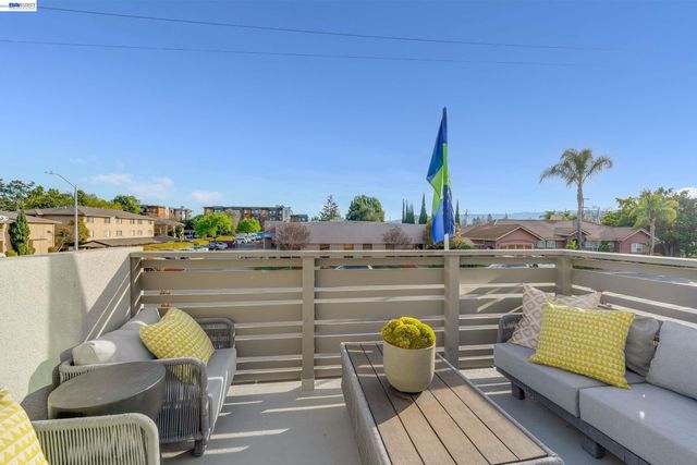 1897 Cook Court, Santa Clara, CA 95050