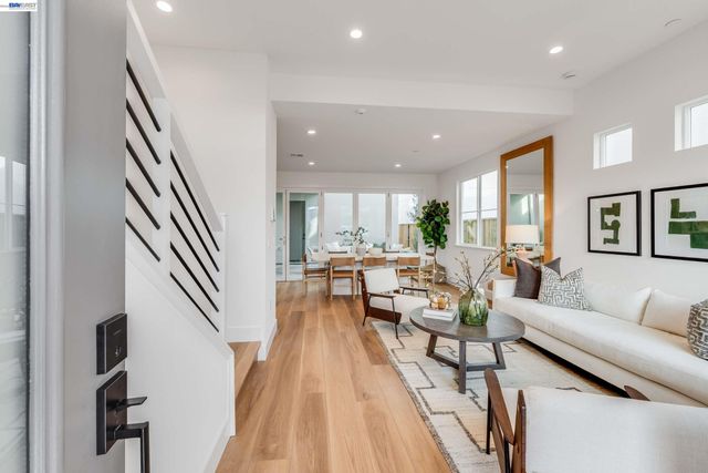 1897 Cook Court, Santa Clara, CA 95050