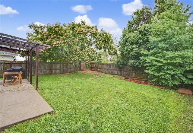 3732 Mossbridge Way, Lexington, KY 40514