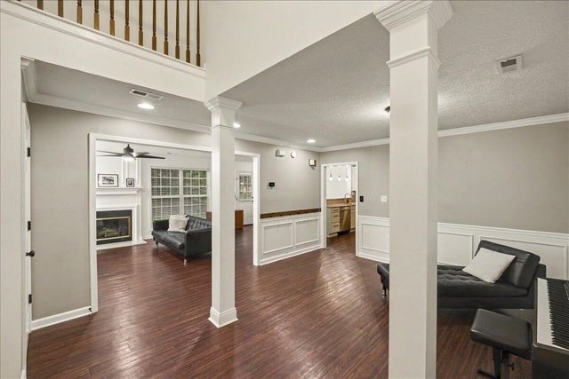 3732 Mossbridge Way, Lexington, KY 40514