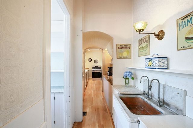 97 Madison St, New Bedford, MA 02740