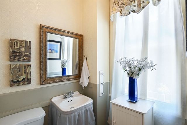 97 Madison St, New Bedford, MA 02740