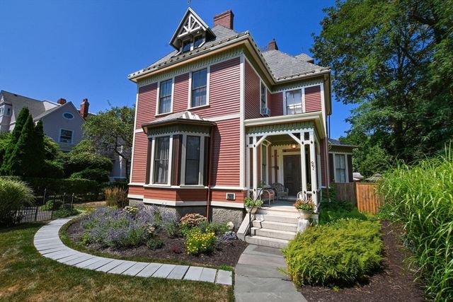 97 Madison St, New Bedford, MA 02740