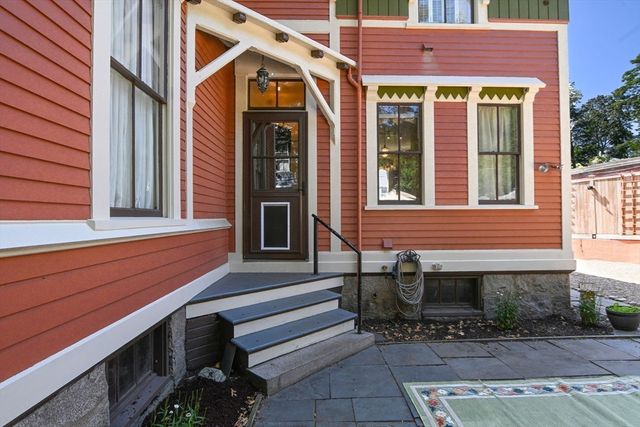 97 Madison St, New Bedford, MA 02740