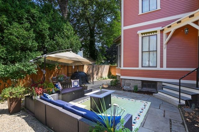 97 Madison St, New Bedford, MA 02740