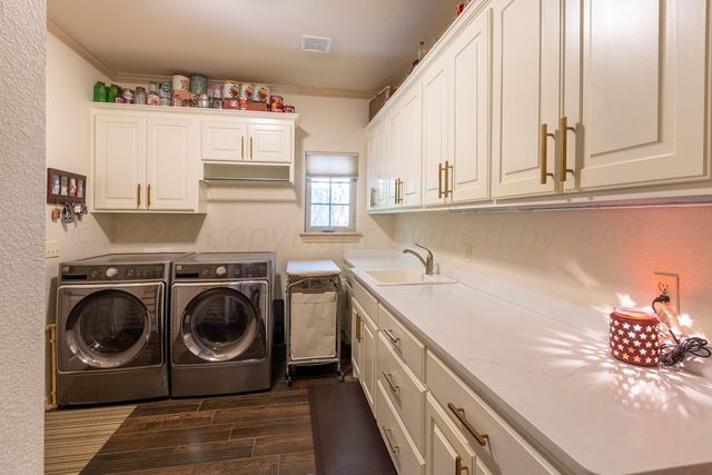 9 Jynteewood Circle, Canyon, TX 79015